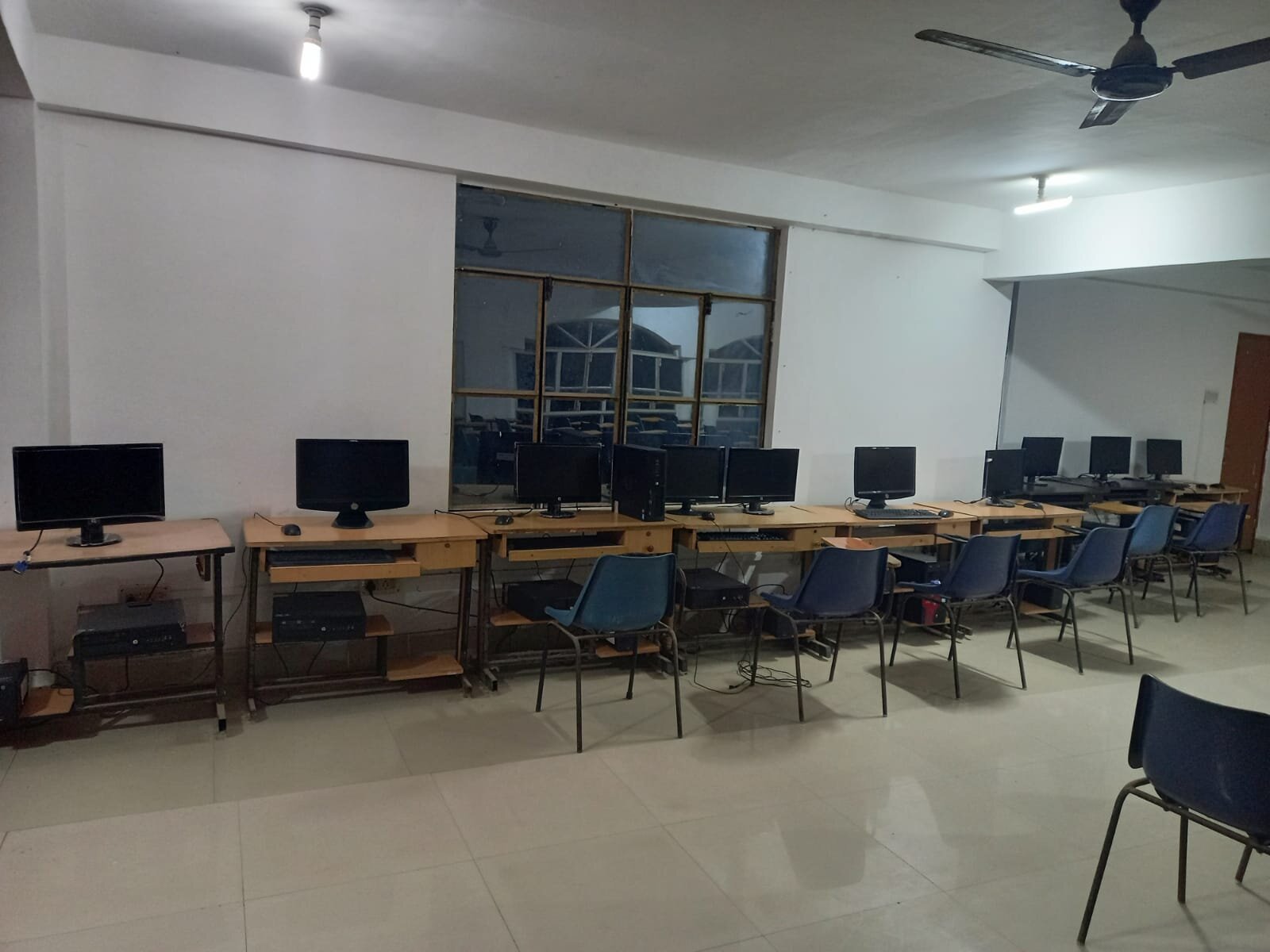 Computer Operator and Programming Assistant lab at SSBS Pvt ITI